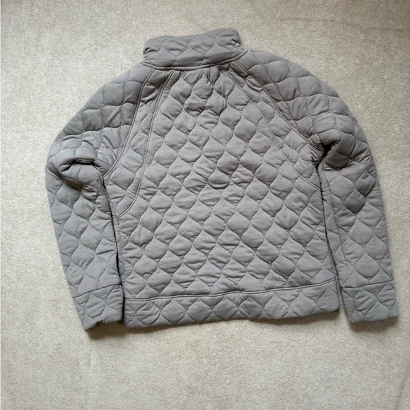 Quilted Half Zip Pullover | Cozy Lightweight Jacket - Picture 5 of 6